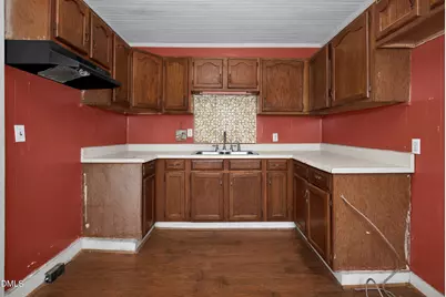 113 Austin Street, Sanford, NC 27330 - Photo 9