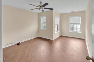 240 Seymour Pl, Cary, NC 27519 - Photo 17