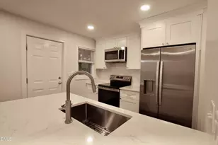 21 Shepherd St, Raleigh, NC 27607 - Photo 5