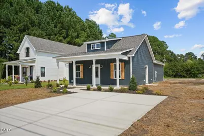 304 S Sycamore Street, Fremont, NC 27830 - Photo 5