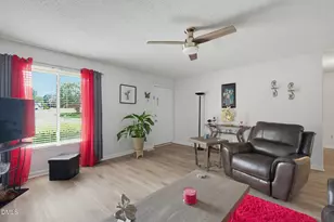 5301 Cottage Bluff Ln, Knightdale, NC 27545 - Photo 7