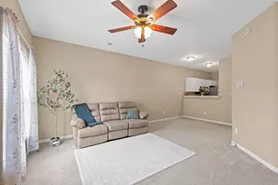 43 Cheltenham Dr, Clayton, NC 27520 - Photo 3