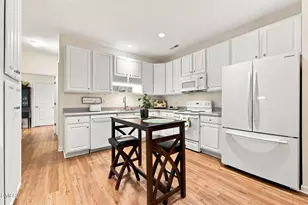 1006 Gretchen Ln, Greensboro, NC 27410 - Photo 11