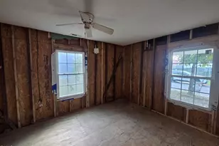 512 N 12th St, Smithfield, NC 27577 - Photo 13