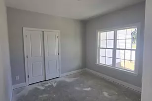 1027 N Lincoln St, Benson, NC 27504 - Photo 11