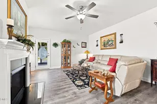 102 Boomer St, Benson, NC 27504 - Photo 11
