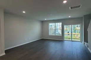 10043 Secluded Gdn Dr, Apex, NC 27523 - Photo 5