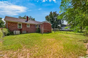 43 N Carrie St, Coats, NC 27521 - Photo 27