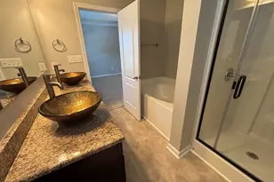 438 Roanoke Dr, Raeford, NC 28376 - Photo 5