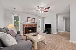 110 Twin Oaks Pl, Cary, NC 27511 - Photo 7