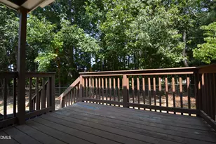 1216 Deptford Ct, Raleigh, NC 27609 - Photo 7