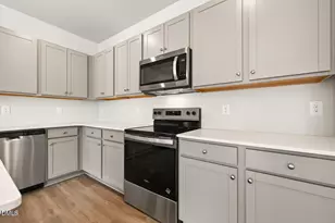 420 Barrington Key Dr, Zebulon, NC 27597 - Photo 17