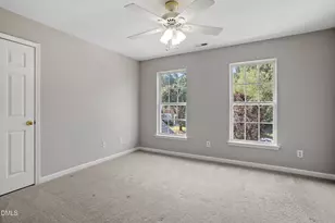 611 Sherwood Forest Pl, Cary, NC 27519 - Photo 17
