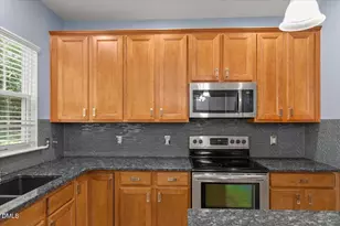 7929 Clover Creek Ct, Raleigh, NC 27613 - Photo 13