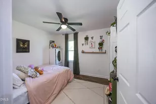 1307 W Pearsall St, Dunn, NC 28334 - Photo 17
