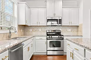 5538 Wade Park Blvd, Raleigh, NC 27607 - Photo 15