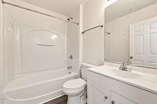 8621 Neuse Club Ln, Raleigh, NC 27616 - Photo 17
