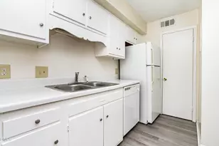 1232 Teakwood Pl, Raleigh, NC 27606 - Photo 5