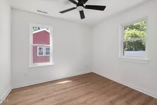 1410B Maplewood Dr, Durham, NC 27704 - Photo 7