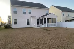 360 Highview Dr, Benson, NC 27504 - Photo 3