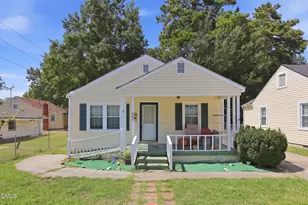 903 N Layton Ave, Dunn, NC 28334 - Photo 1