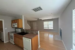 107 Breezemere Ct, Apex, NC 27502 - Photo 9