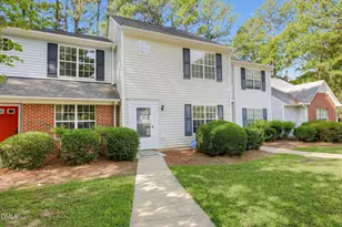 5553 Fieldcross Ct, Raleigh, NC 27610 - Photo 3
