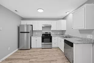 5553 Fieldcross Ct, Raleigh, NC 27610 - Photo 7