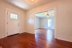 216 E Horne St, Clayton, NC 27520 - Photo 9