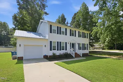 400 Thorndale Drive, Dunn, NC 28334 - Photo 9