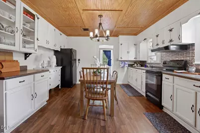 2205 Thompson Road, Four Oaks, NC 27524 - Photo 15
