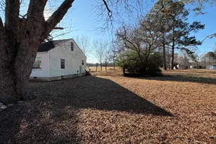 1226 Warren Rd, Erwin, NC 28339 - Photo 7