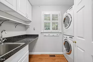 4029 Country Village Dr, Raleigh, NC 27606 - Photo 23