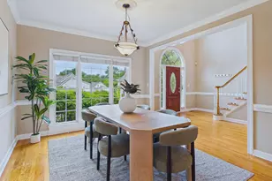 104 Carric Bend Ct, Cary, NC 27519 - Photo 5