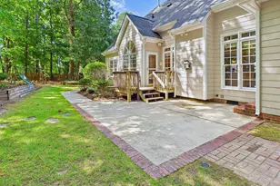 104 Carric Bend Ct, Cary, NC 27519 - Photo 35