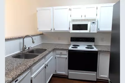 106 Pointe Crest Court, Cary, NC 27513 - Photo 5