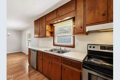 609 Page Street, Clayton, NC 27520 - Photo 5