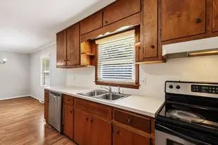 609 Page St, Clayton, NC 27520 - Photo 5