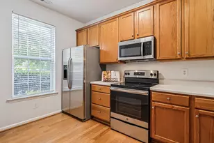 1221 Maroon Dr, Durham, NC 27713 - Photo 5