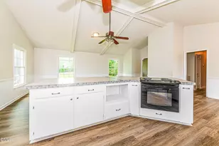 2919 Glebe Rd, Henderson, NC 27537 - Photo 9