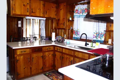 229 Perry Street, Henderson, NC 27536 - Photo 7
