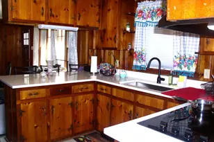 229 Perry St, Henderson, NC 27536 - Photo 7