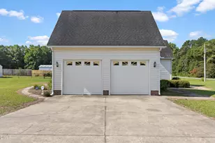 24 Courtney Ln, Dunn, NC 28334 - Photo 25