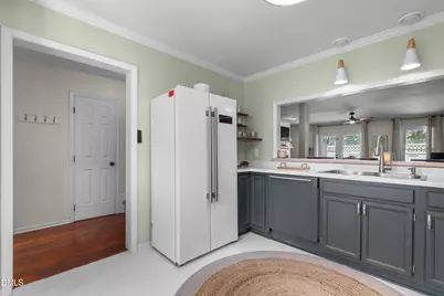 104 Lakewater Drive, Cary, NC 27511 - Photo 11