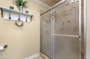 104 Lakewater Dr, Cary, NC 27511 - Photo 21