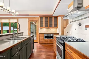 2219 Ridgewood Rd, Chapel Hill, NC 27516 - Photo 23