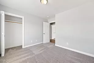 3721 Tifgreen Dr, Greenville, NC 27834 - Photo 17