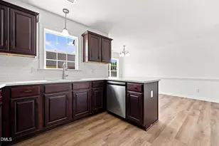 3721 Tifgreen Dr, Greenville, NC 27834 - Photo 5