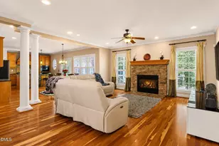 187 Broad Leaf Ct, Chapel Hill, NC 27517 - Photo 9