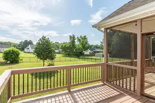 75 Glen Oaks Dr, Youngsville, NC 27596 - Photo 3